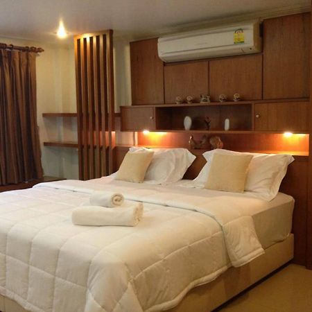 Ruankeaw Homestay Nai Harn Luaran gambar